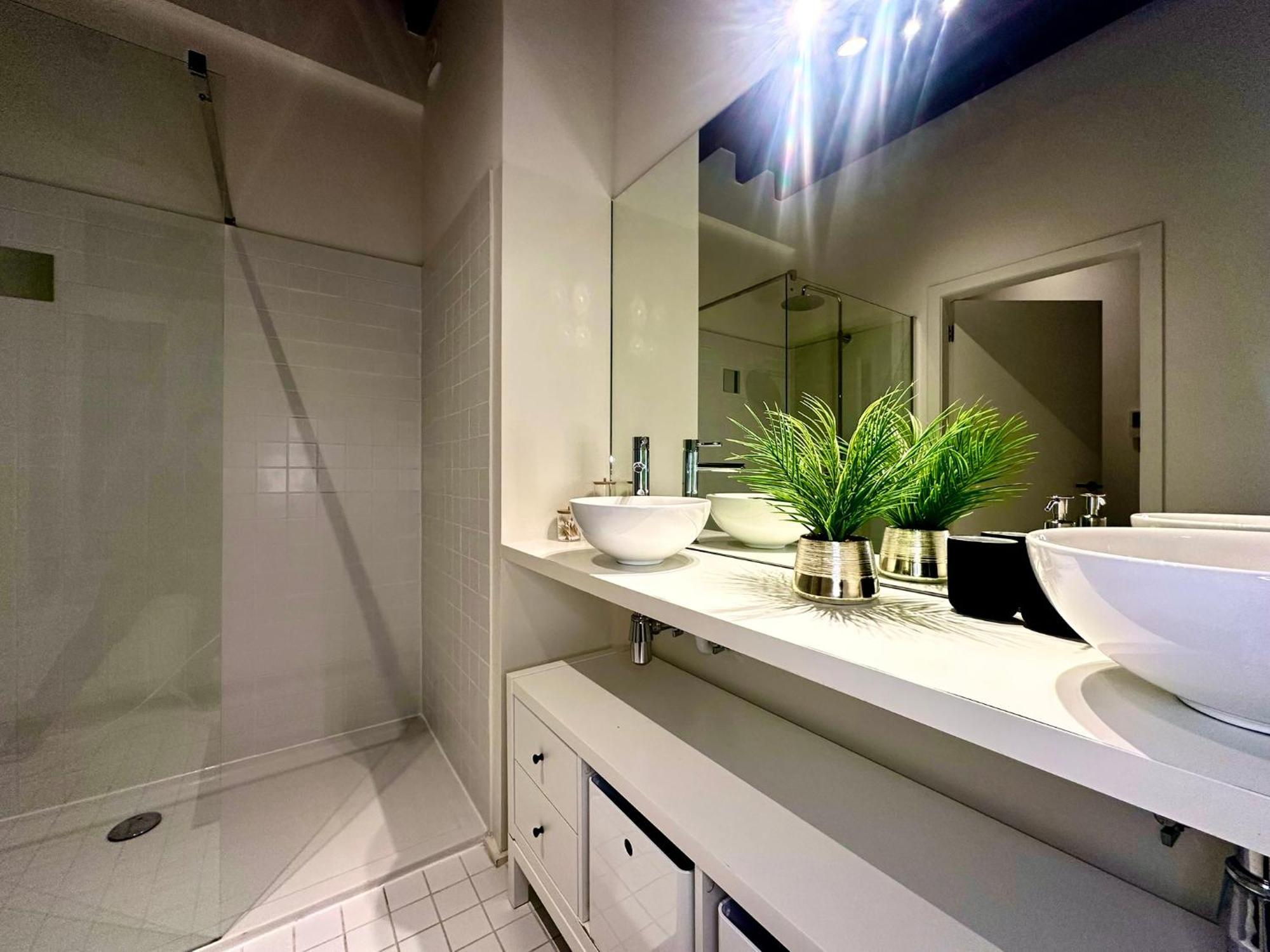 Luxury Suites Princess By Rikas Hotels Antuérpia Exterior foto